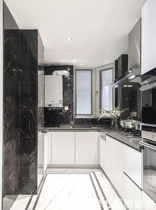 视觉效果|124平有现代轻奢感三居室,金属元素的运用分分钟提升颜值