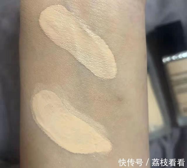 差评多,还卖很贵的粉底液!兰蔻薄纱是其一,YSL羽毛不遮瑕!