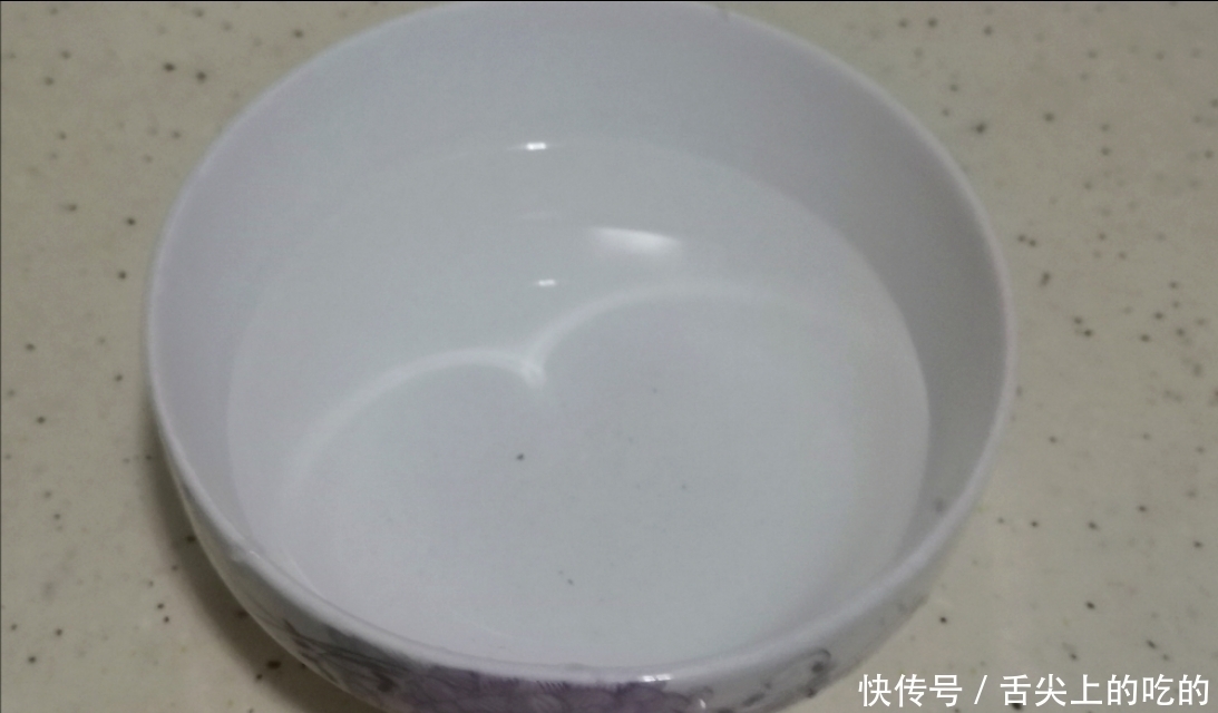 想吃豆腐很简单,一碗黄豆在家就可以搞定,又香又嫩零添加