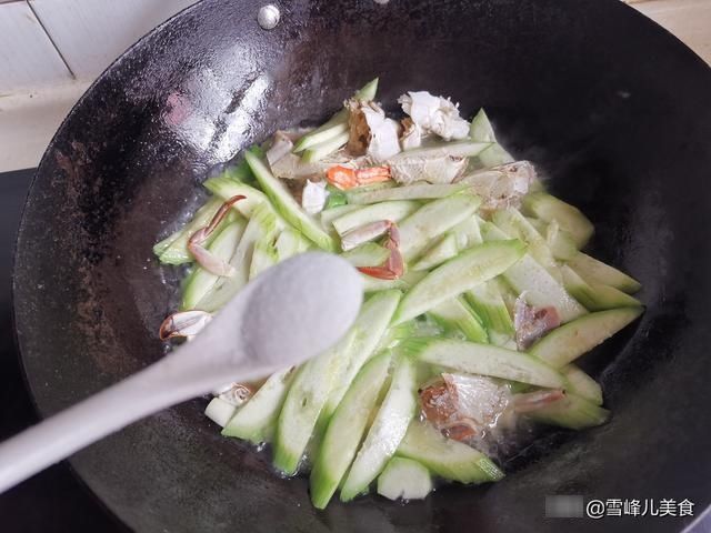 丝瓜|天热了这菜贵点也要吃，比大鱼大肉好，清爽解暑鲜美好喝，别不懂