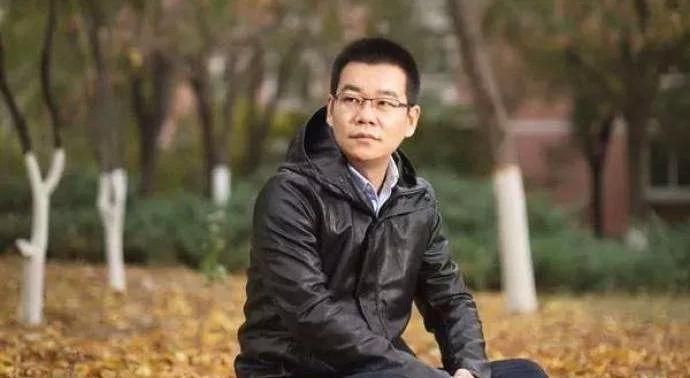 三部获得去年茅盾文学奖的作品即将拍成电视剧，看是如何用影视的方法演绎！