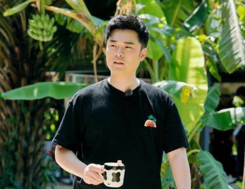 螺蛳粉 明星餐厅也不靠谱李子柒螺狮粉吃出苍蝇,陈赫火锅出现毛毛虫