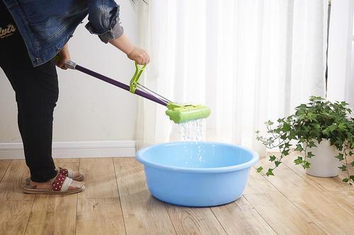 怎么拖地更干净几样东西混起来，地板干净又省事