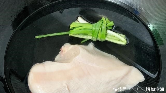  这肉2天不吃就馋它，高蛋白低热量，炒上一盘用生菜包着吃，美味