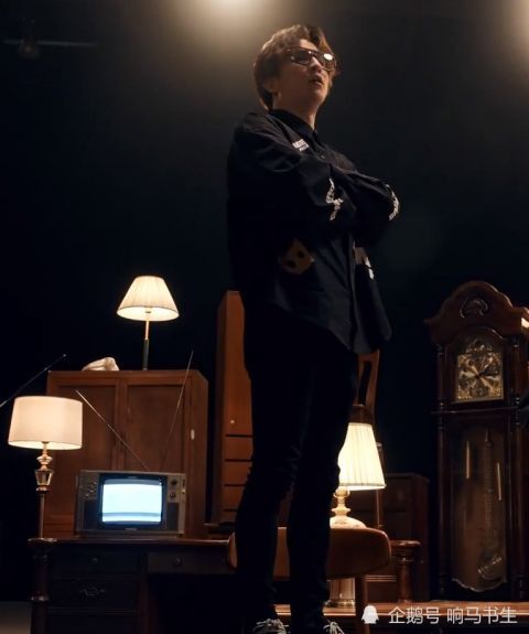 燈光|十個(gè)薛之謙，抒發(fā)15年的感慨：當(dāng)燈光打在身上，哪有理由不去聲嘶力竭