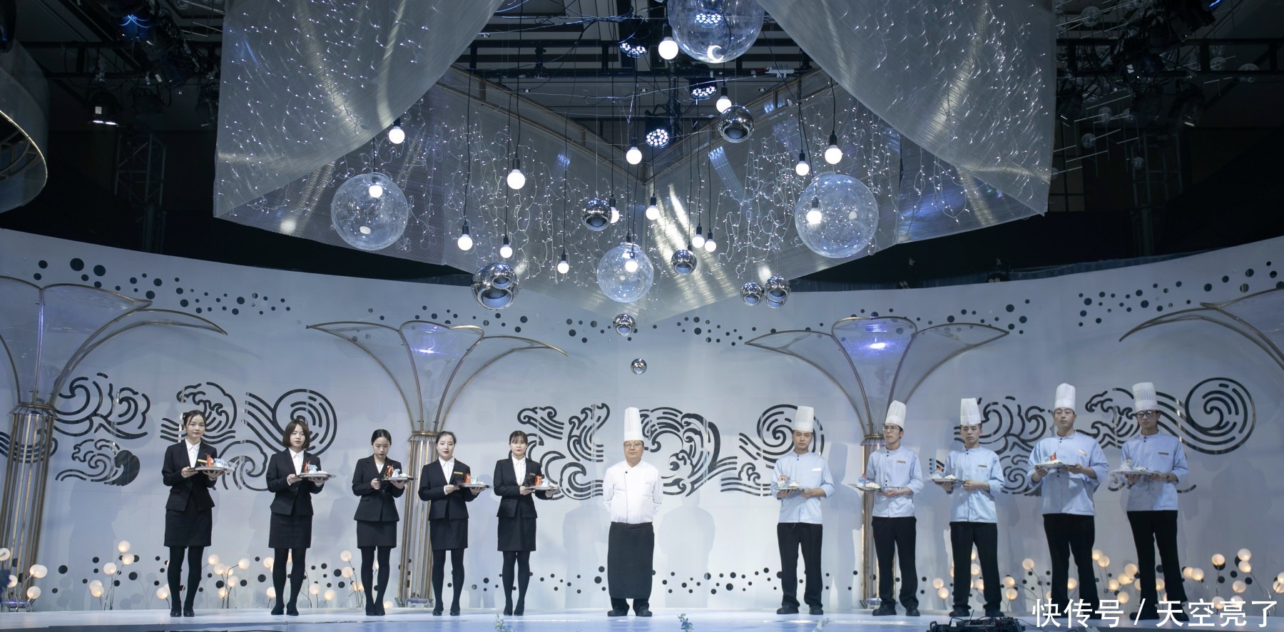 2021春夏洲际高级定制婚礼秀灵感缪斯 置身璀璨之境