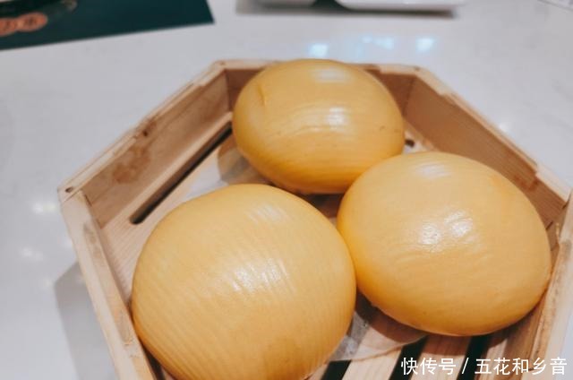 德思勤|长沙探店|德思勤新开早茶店油条18块一根,你会打卡吗