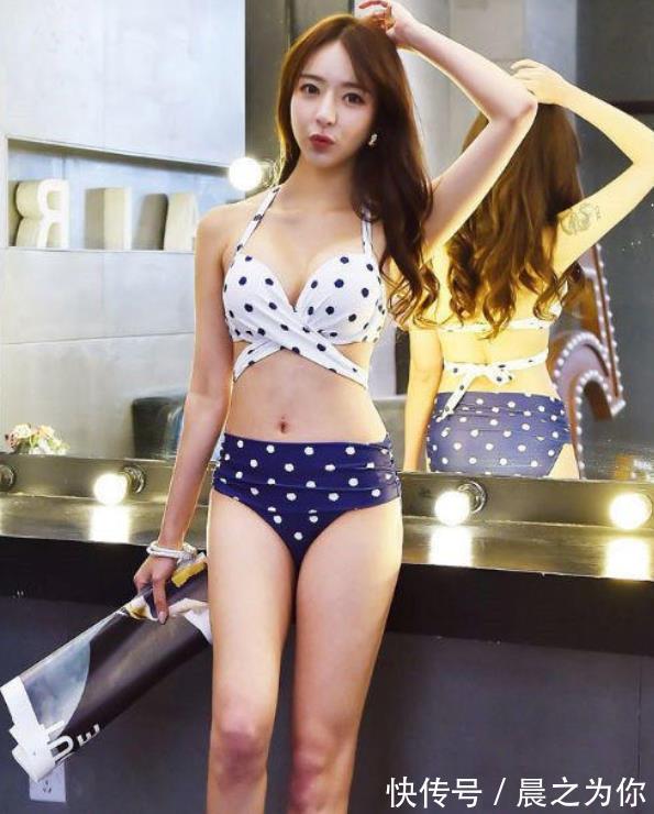 腿部 流行风格的泳衣小姐姐,秀美俏丽,显得气质好看又精致!