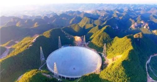 中国天眼到底多先进能发现137亿光年外的信号,霍金曾极力反对