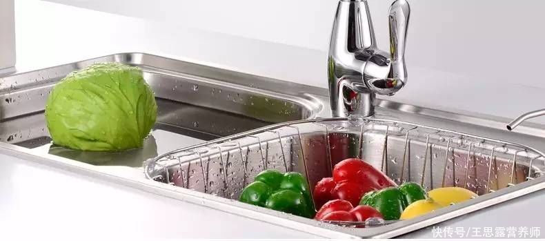 为使保质期更长，市面上的娃娃菜都涂了甲醛？揭露其中“猫腻”