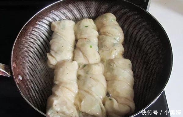 油条|面粉不做馒头跟油条,教您做花卷,不发面,8分钟出锅,鲜香松软