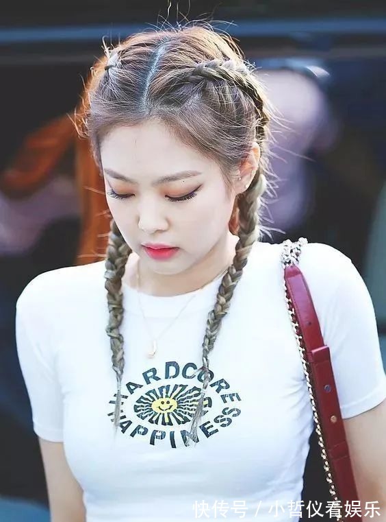 刘海|发型还在拉低颜值?3个加分细节巨显脸小,时髦感翻倍不输女明星