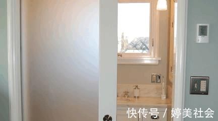 浴霸|别傻傻的在卫生间装平开门了,有钱人都流行装这种,后悔知道太晚