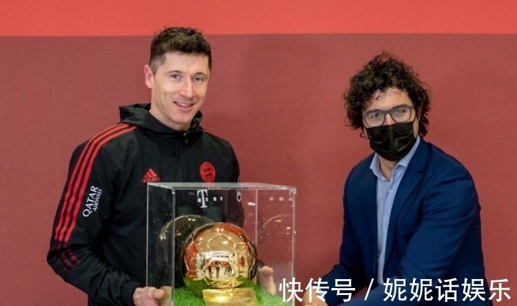 梅西|恭喜莱万,真解气!力压梅西斩获第二座金球奖,获奖发言意味深长