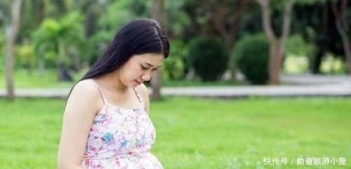 新生儿|500斤孕妇进医院成功顺产,母子平安,丈夫看到宝宝后却愣在原地