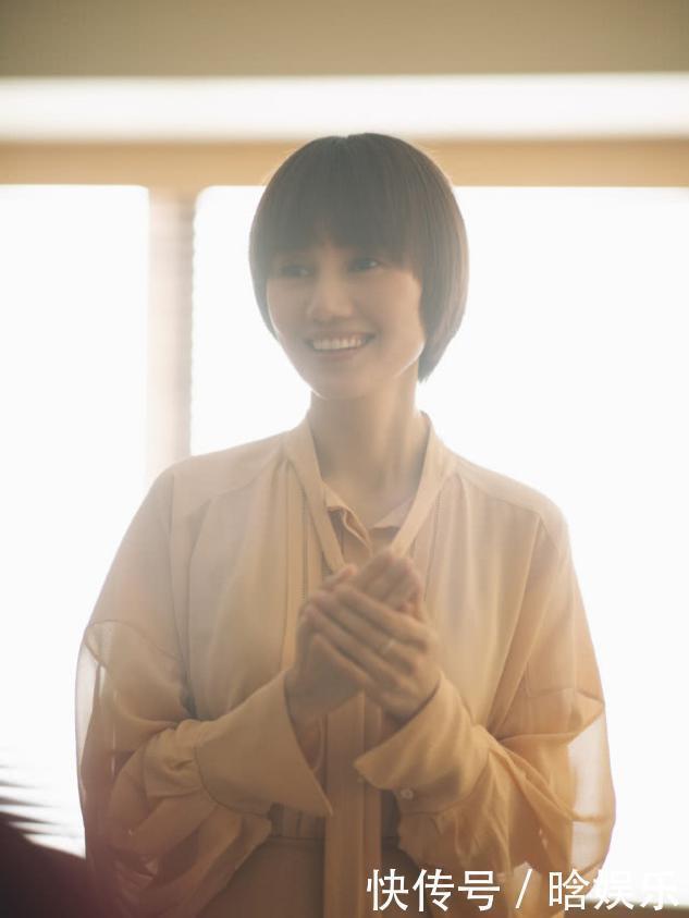女性|女人到了中年,头发别留太长!今年流行这5种“短发”,时髦减龄