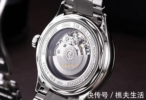 表盘|朋友想买一块男机械手表，什么品牌好？1万左右！哪里买正品？