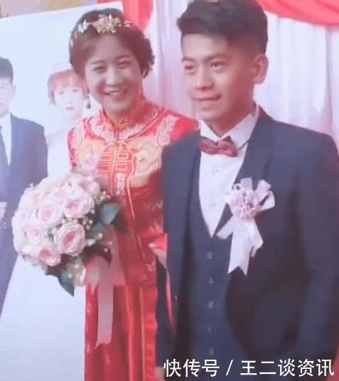 全网“最勉强”婚礼,新郎咬牙切齿一旁假笑,新娘却笑的没心没肺