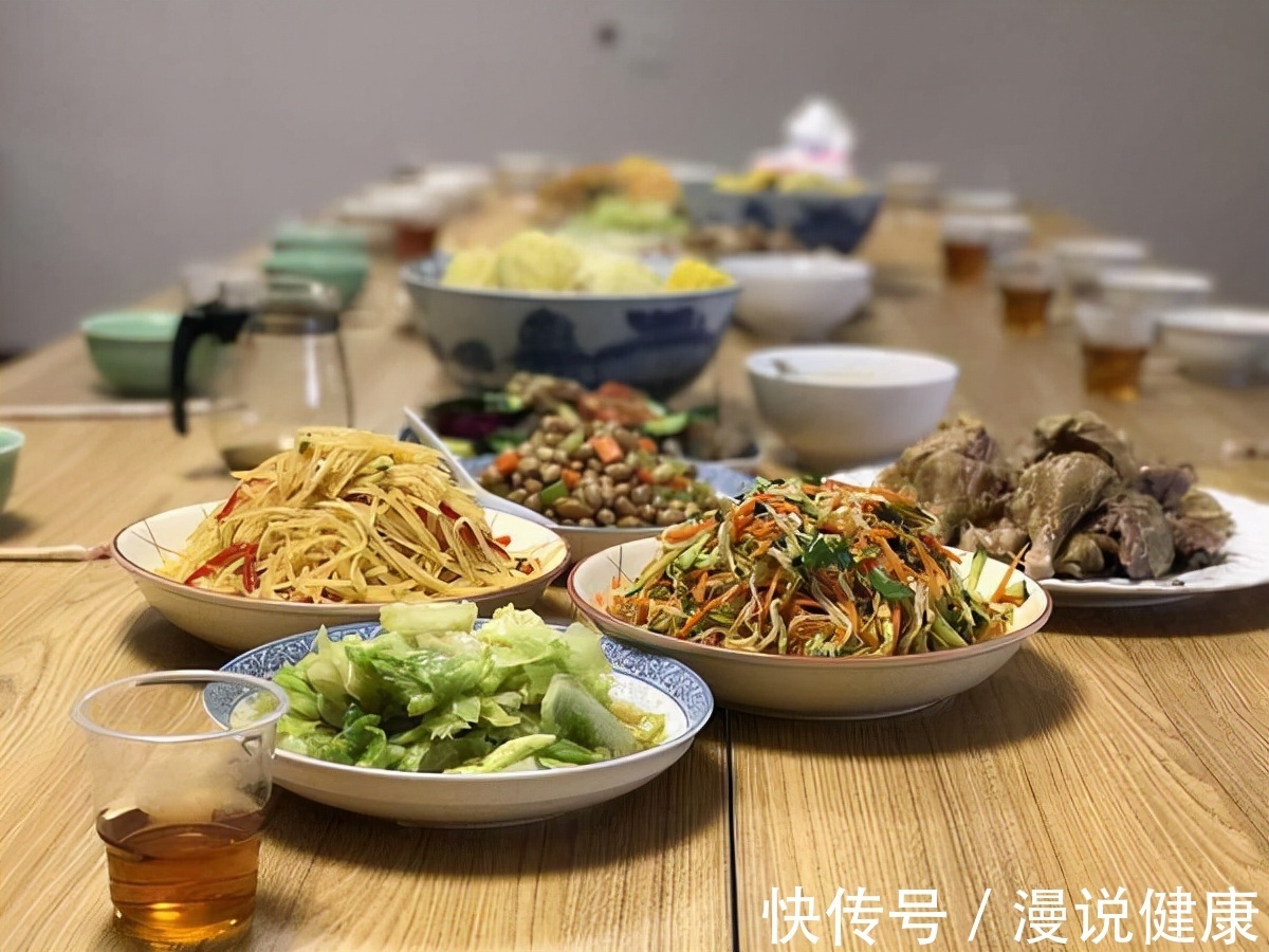 冷藏室|吃隔夜剩饭被送往ICU抢救:冰箱若没做好3点,别怪细菌要你命