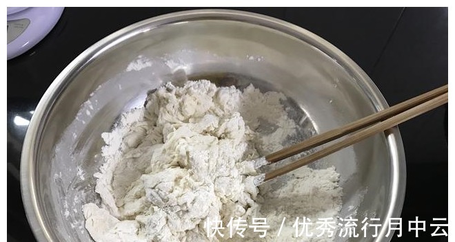 小米椒|包子还是最爱吃老妈做的这馅,比肉馅好吃几倍,出锅我就吃3个!