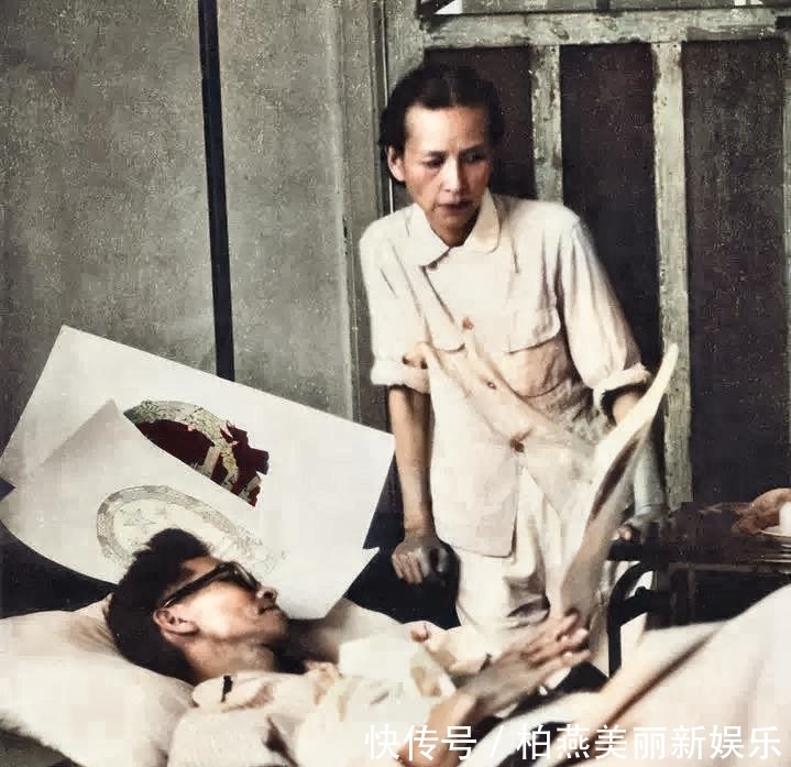 罕见梁思成和林徽因合影,气质优雅郎才女貌,两人带病设计国徽