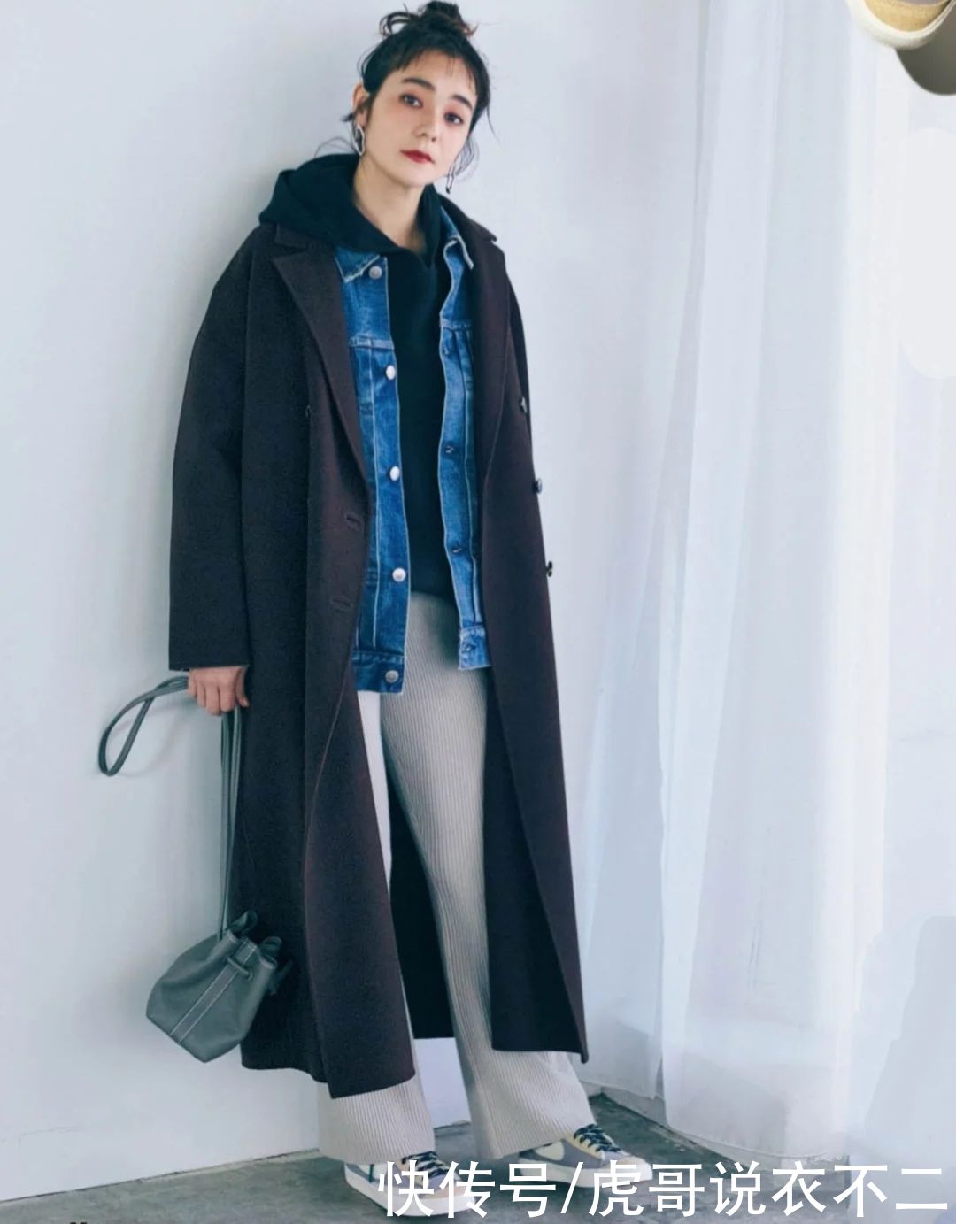 简约型大衣关键在搭配,日杂博主们都爱这么搭,气质满分太优雅