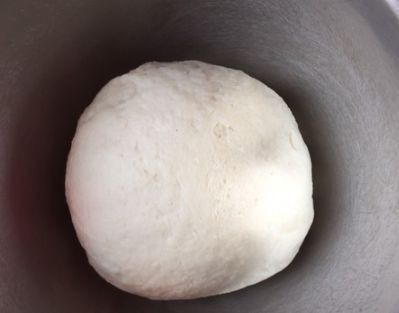 和面时，记得多加1种料，不管烙什么饼，都外酥里软，鲜香味十足