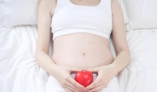 孕期，有这三个坏习惯的孕妈，宝宝出生后可能会很难带。