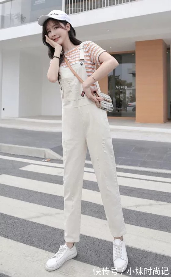 可爱面|吊带裤的穿搭经验,让你成为一道风景线