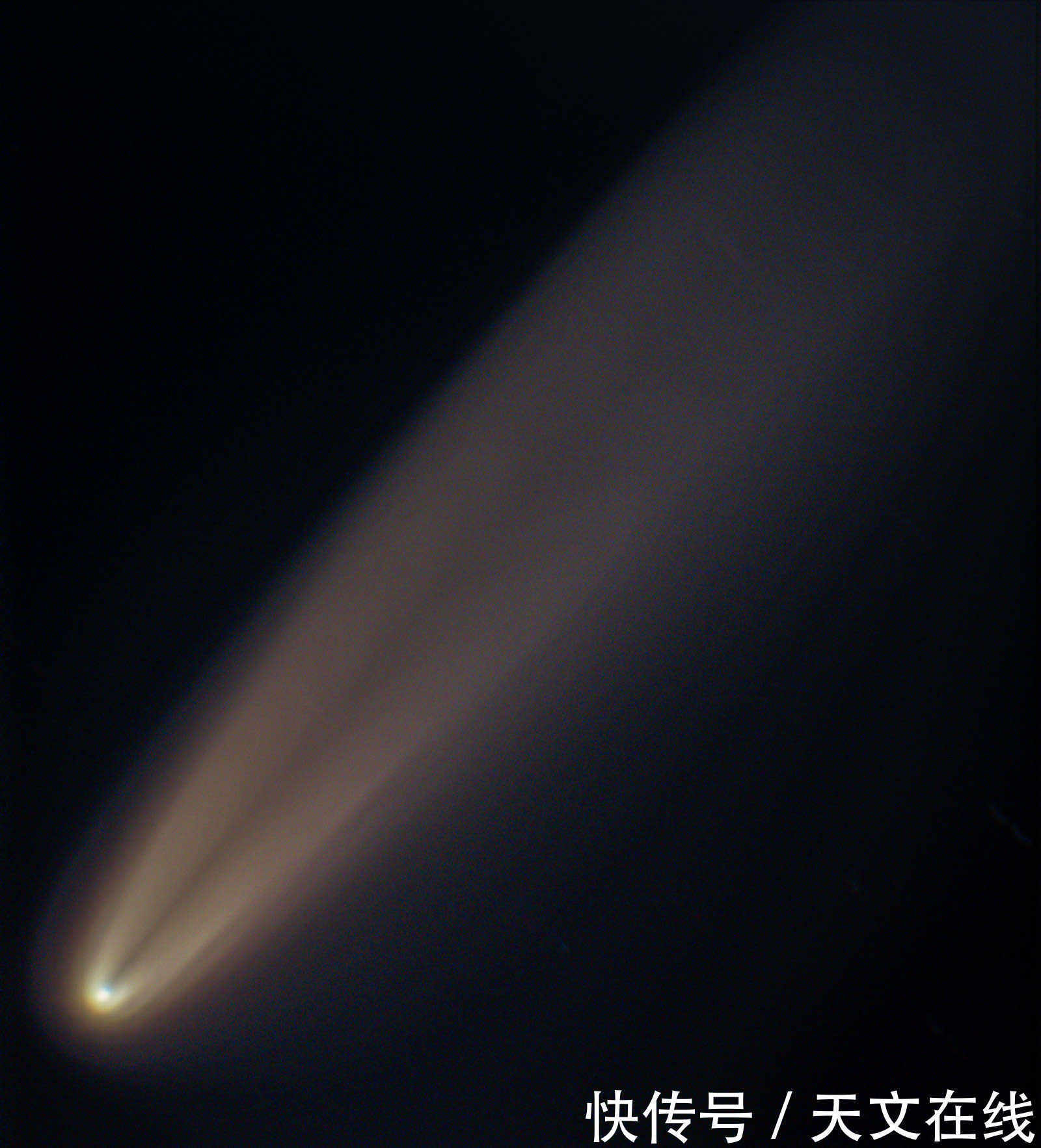 美丽的丝状星云，诞生了新的恒星