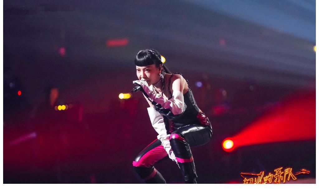 《閃光的樂隊》首播，老中青三代音樂人聚會，一鍋亂燉，有肉有菜