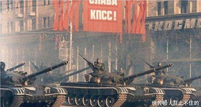 包围|当年我国处境多困难四面都被包围,困难重重