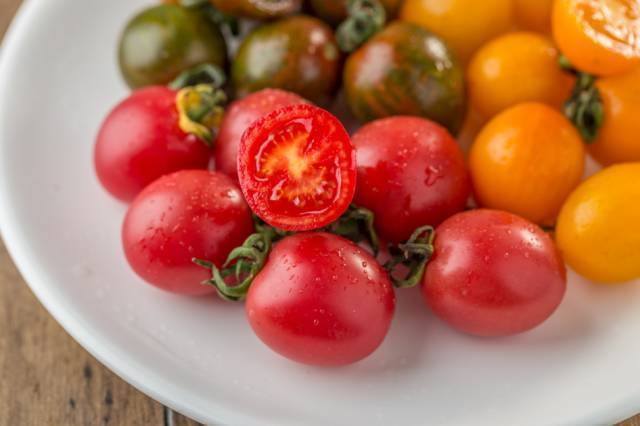 立冬后别买“4菜3果”,全都是反季的,难吃营养低价格还贵!