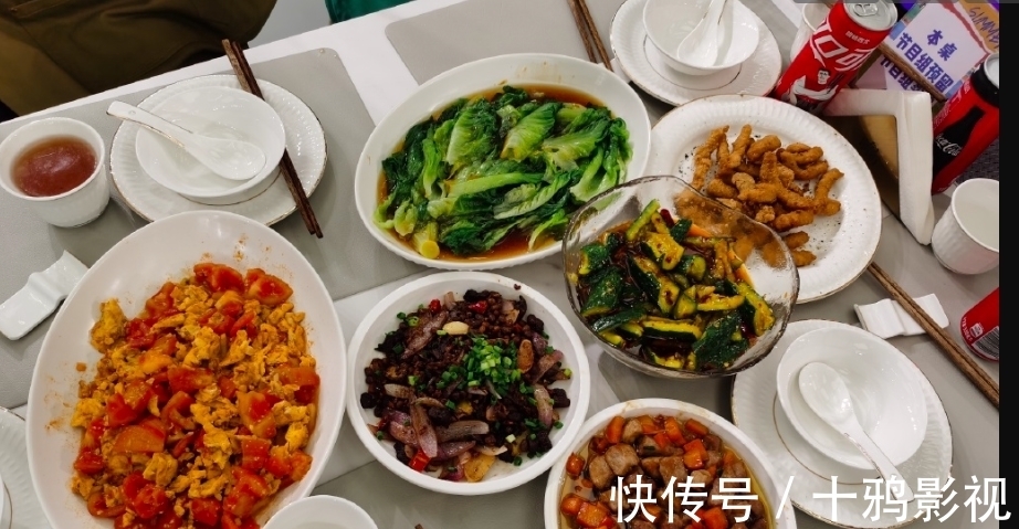 丁真|《中餐厅5》好尴尬!6个明星4个不会做饭,姚安娜说小葱是韭菜