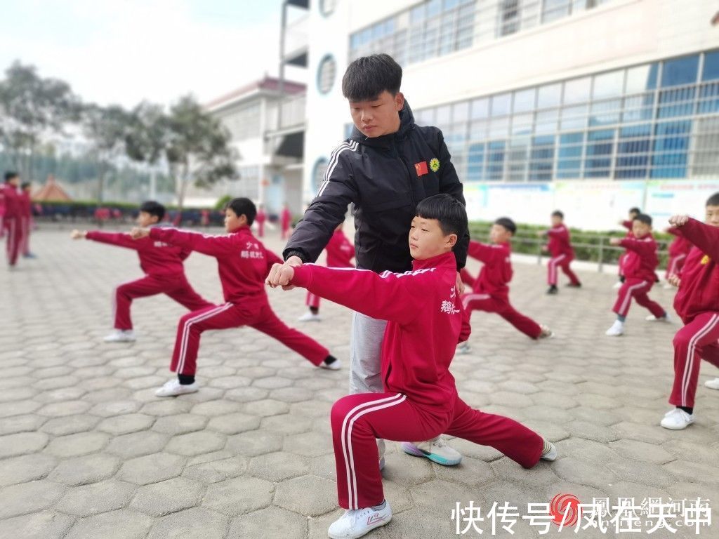 锦旗|鹅坡武校收到跨越300余公里的锦旗