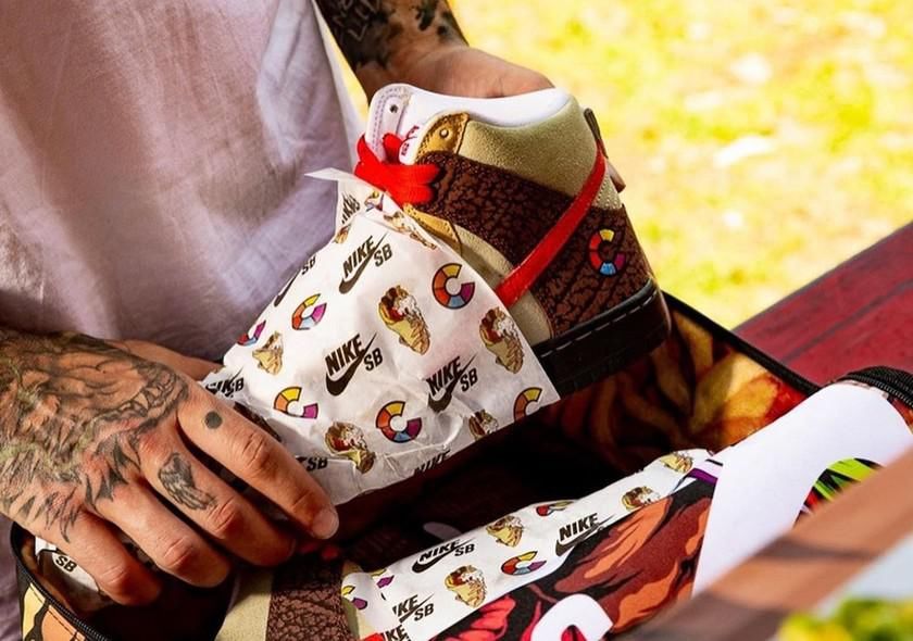 hi|您的烤肉外卖到了!全新联名 SB Dunk Hi 发售!