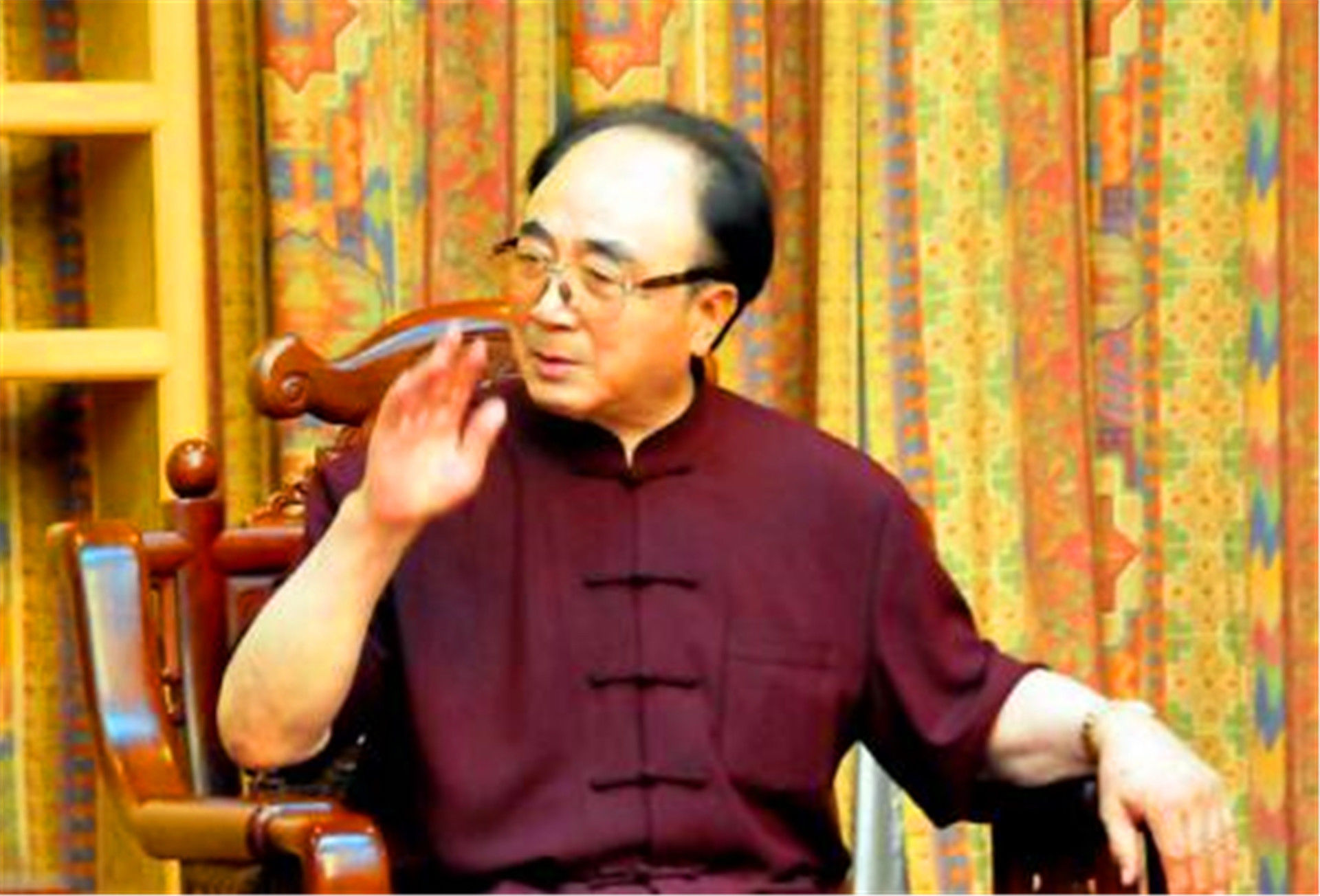 草书歌行#84岁老人练楷书70年,写一幅字卖593万,被誉为“中华第一楷书”