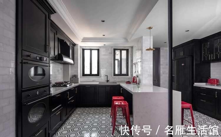 色彩|祖母绿、脏粉色，色彩丰富的法式风格，要的就是与众不同的感觉