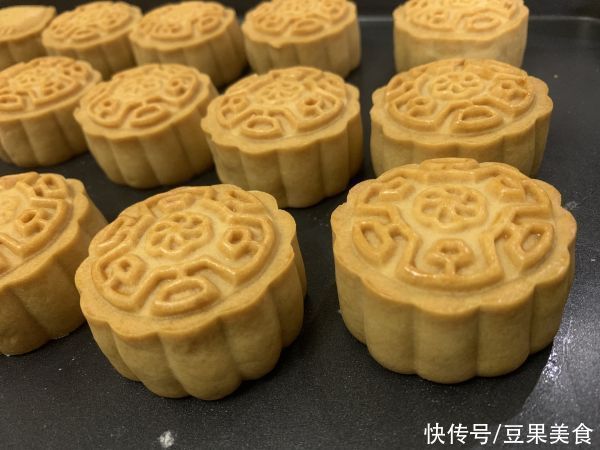 奶奶|我奶奶教我的月饼的技巧，一定要加它才好吃