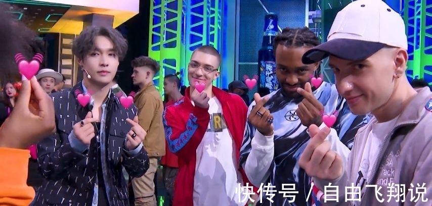张艺兴|《这就是街舞4》录制花絮,张艺兴全员比心,王一博隔空卖萌!
