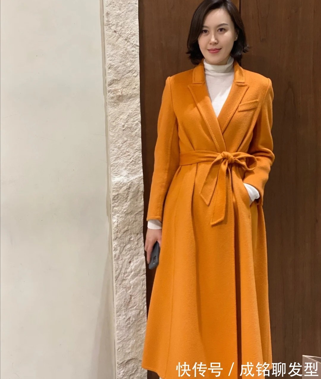 女人|最适合四五十岁女人的大衣穿搭,时尚减龄不显胖,简约还显气质