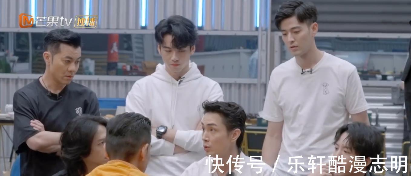 《披荊斬棘》陣營對決戰,規則升級,言承旭抱熱狗轉圈,友誼滿滿