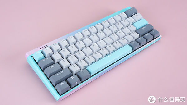 rgb|对于热爱电竞游戏的她,这个情人节你要送什么?