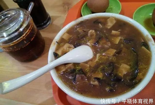 奔放|大西北的硬核早餐,每一款都像它的历史一样厚重质朴又奔放