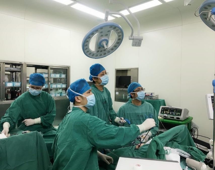 宇宇|广西1岁幼儿频繁呕吐,医院一检查,胃不见了!