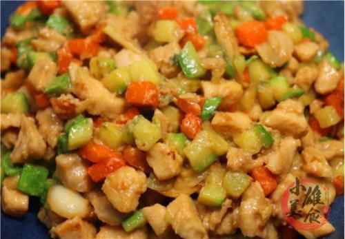 买鸡胸肉时,见到这三种先别着急买了,超市员工从不给家人吃