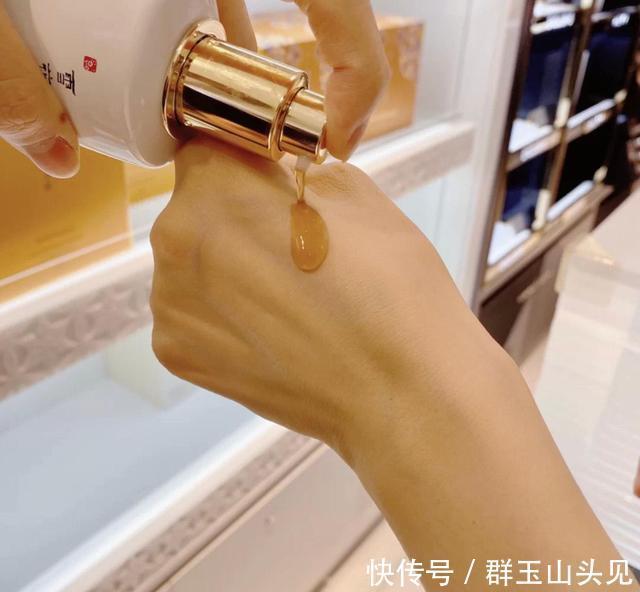 40岁以上用精华,就别考虑这几款了,风刮的大却不抗老,关键还贵