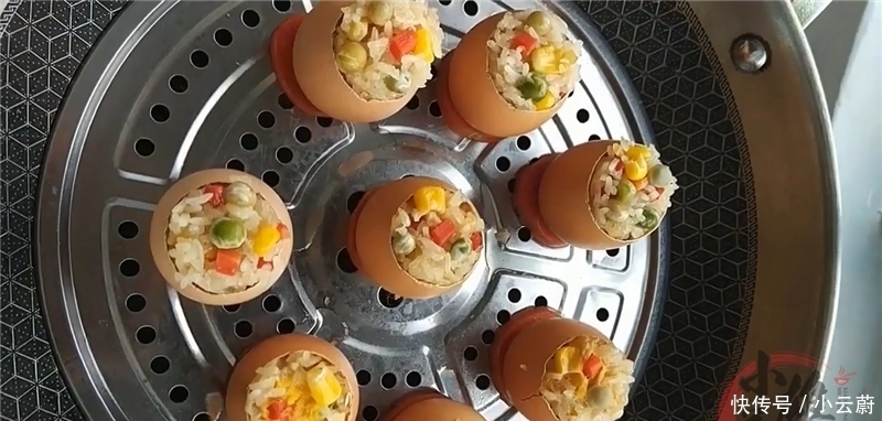 鸡蛋吃了25年，这做法还是第一次见，营养解馋，10个鸡蛋吃不够