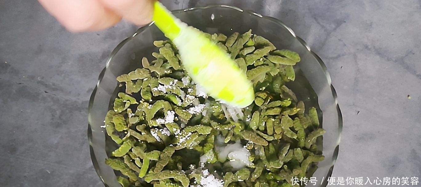 野菜就属它长得丑，却比香椿还鲜嫩，每年就这几天有，别错过了