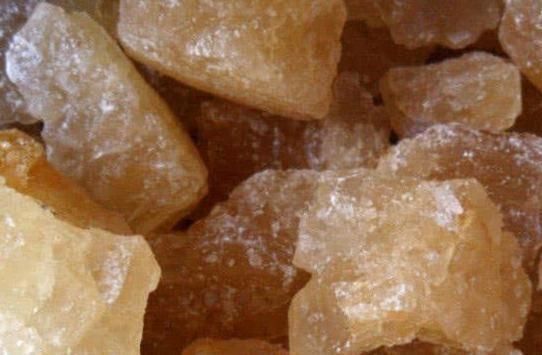 车前草|冰糖+“此物”煮,全身湿气散,只需喝5天,湿气绕道不再来